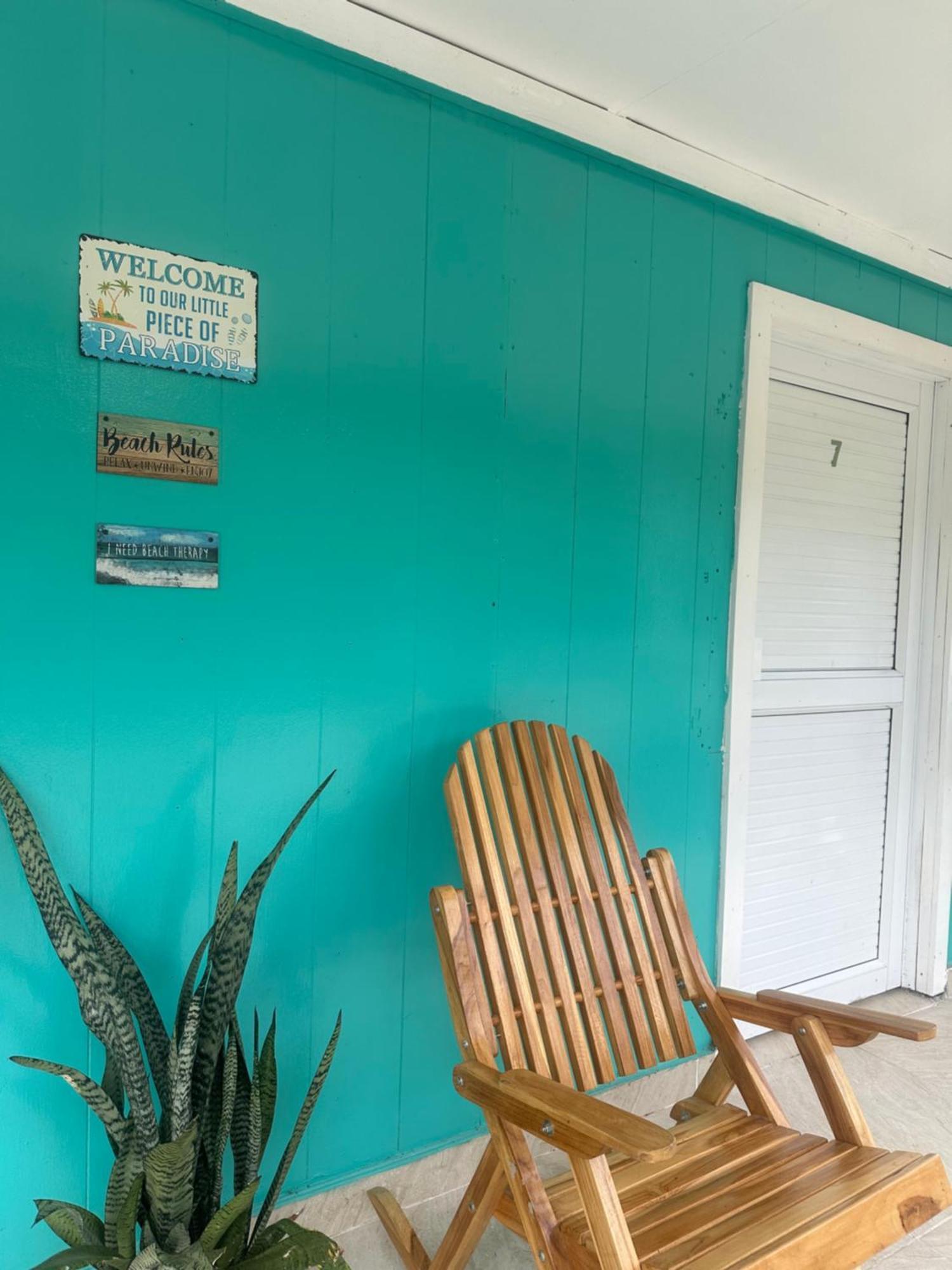 Leonor'S Guest House South West Bay Extérieur photo